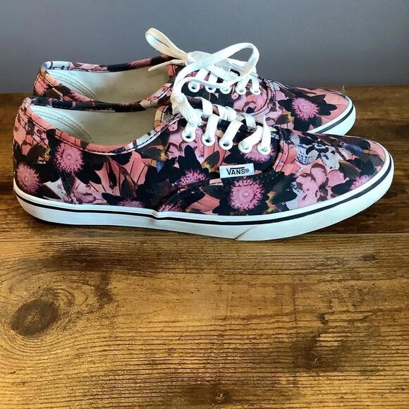 Vans Floral Print Sneakers - Stylish and Comfy - Picture 5 of 6